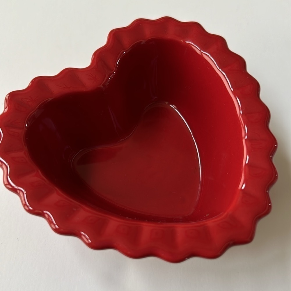 Chantal Red Heart Scalloped Ramekin Condiment Bowl